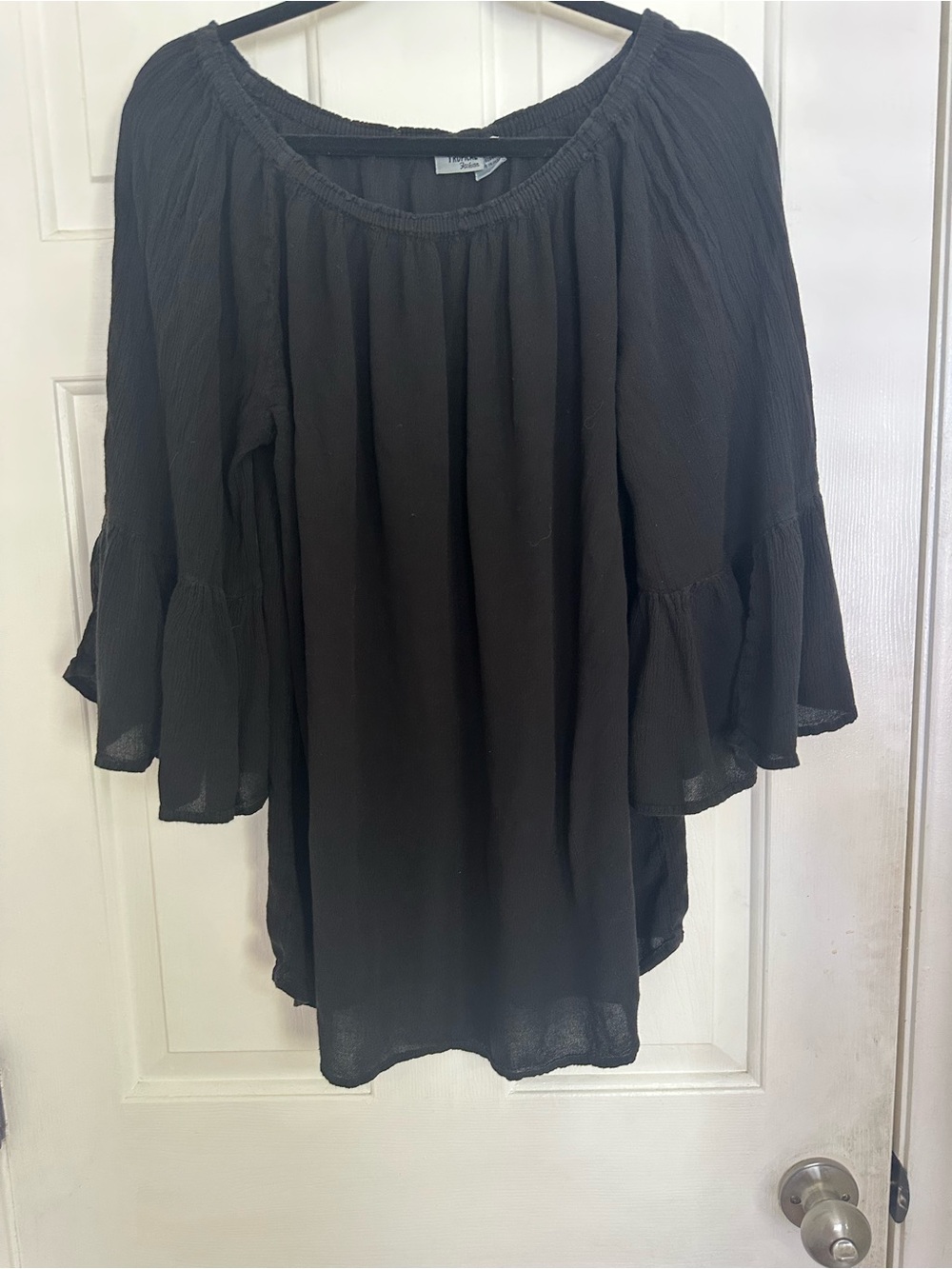 Women's Black Can Be Off-Shoulder Bell Sleeve Blouse